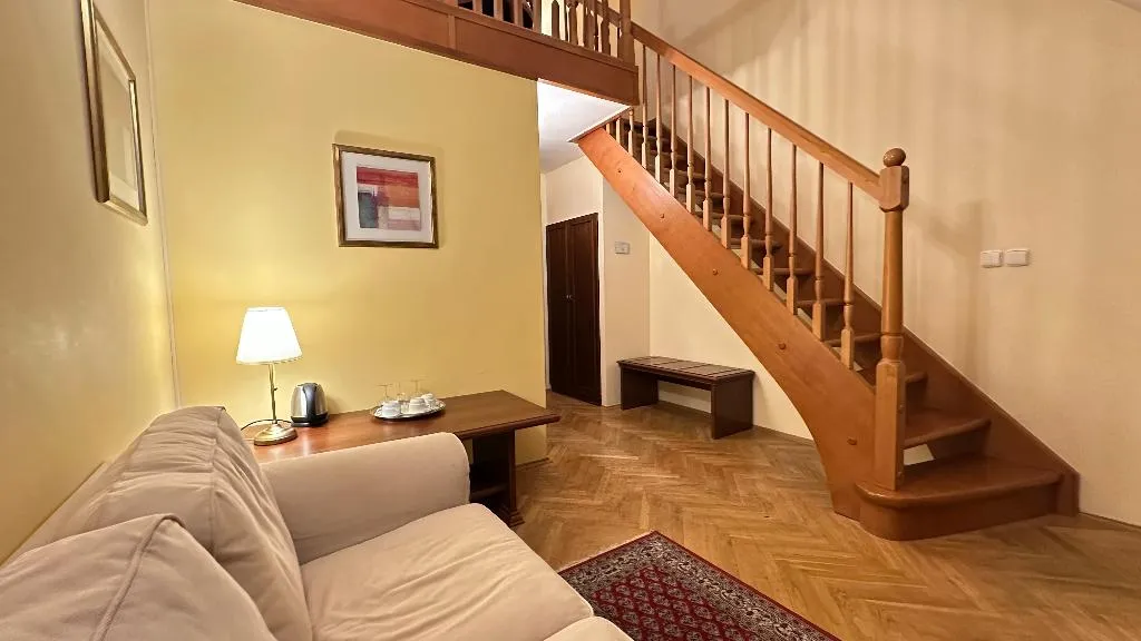 TRIPLE DUPLEX Room, Fleur De Lis Hotel, Prague