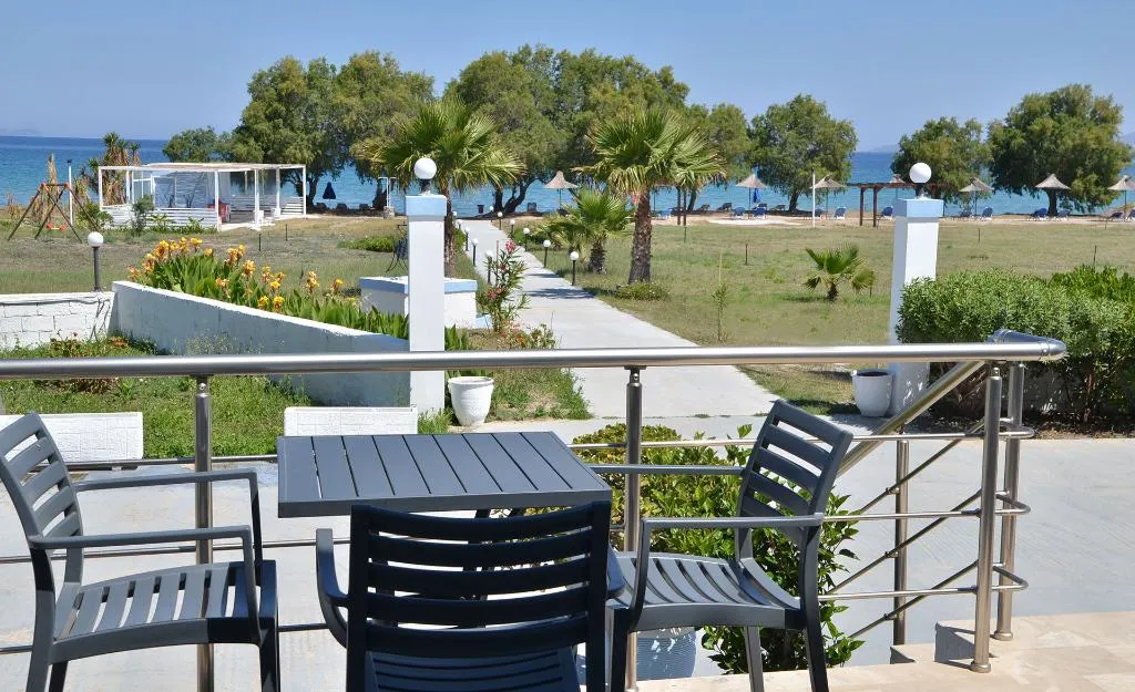 Bar, Costa Angela, Kos