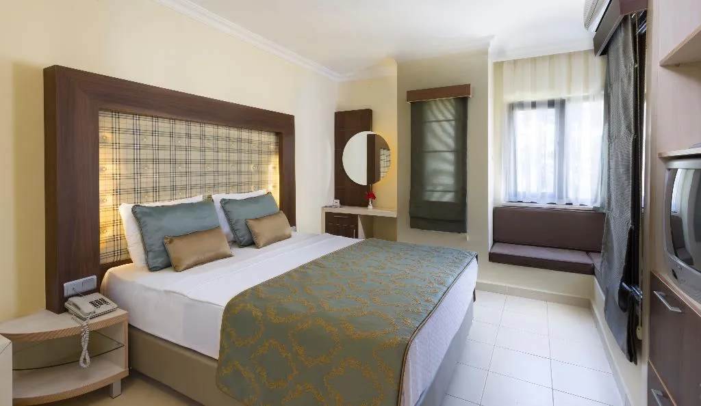 FAMILY ROOM GARDEN VIEW Room, Quattro Family Club Dem Hotel, Antalya