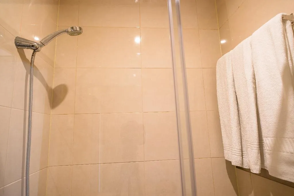 DOUBLE STANDARD Room, Decanting Porto House, Porto