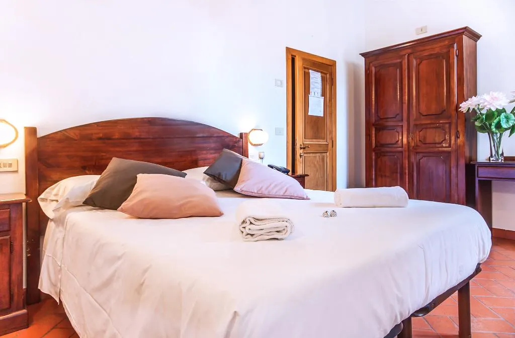 DOUBLE STANDARD Room, Costantini, Florence