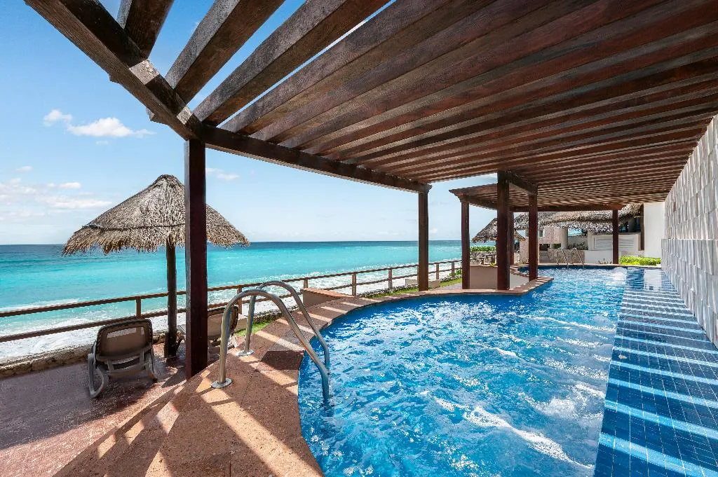 Pool, Royal Solaris Cancun Resort All Inclusive, Cancun Area
