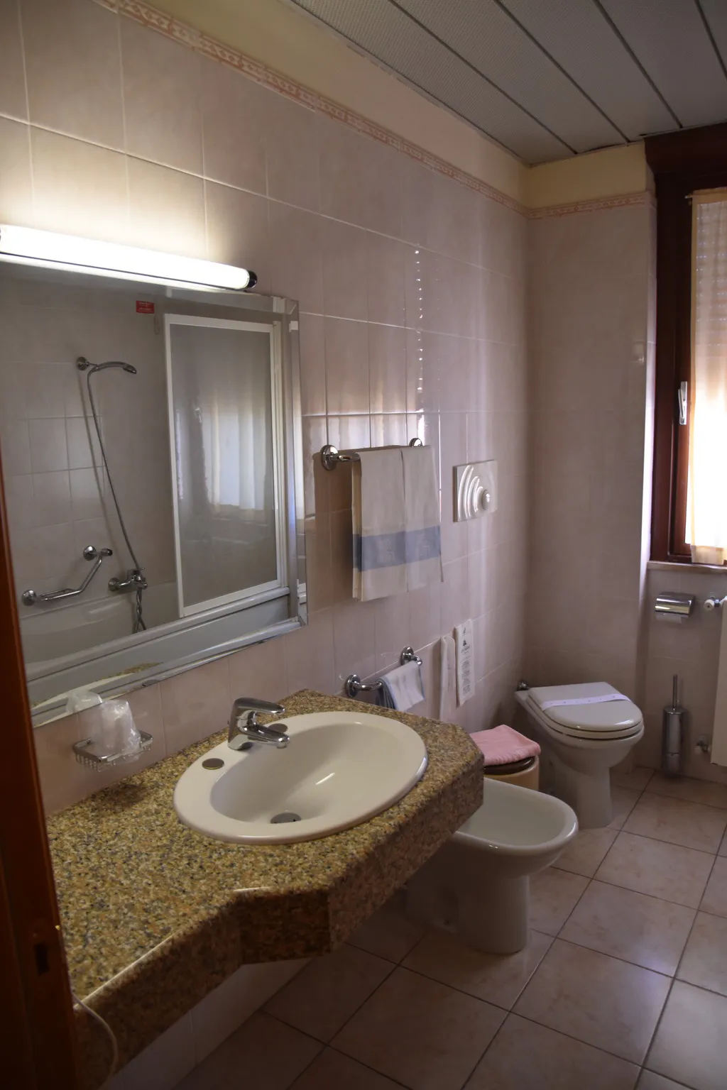 Room, Hotel Califfo, Cagliari
