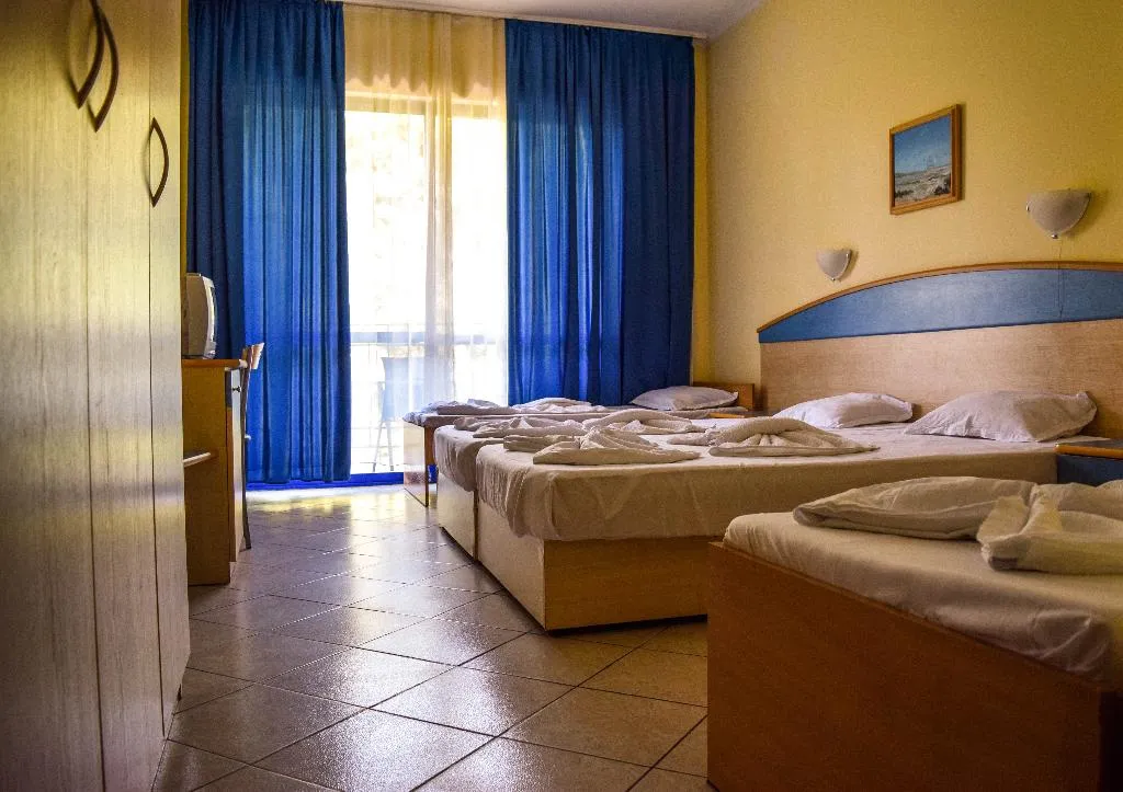 Room, Dana Palace, Varna