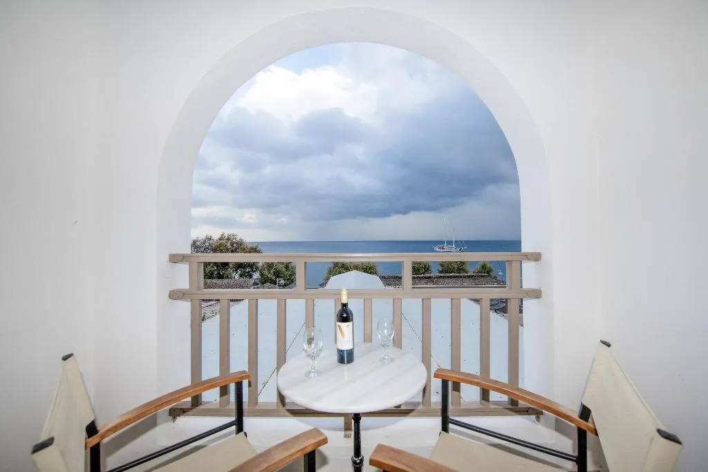 STUDIO CAPACITY 2 Room, Enjoy Villas, Santorini