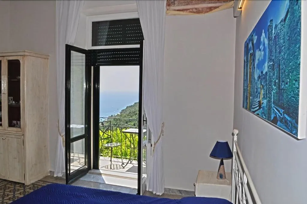 Room, Villa Verde Sul Mare, Naples