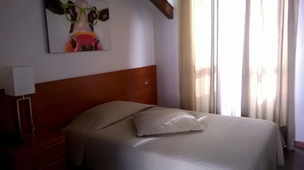 Room, Bert Hotel, Milan
