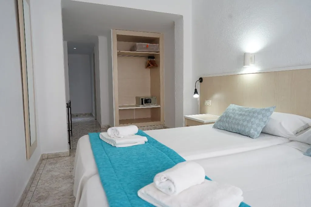 Double or Twin WITH BALCONY Room, Teide, Majorca