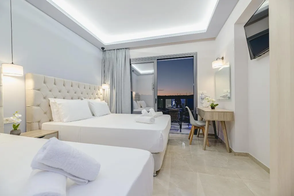TRIPLE WITH BALCONY Room, Christina Apartments, Zante