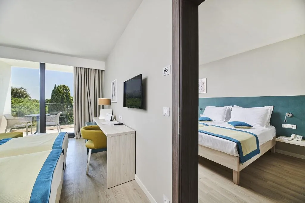 Room CONNECTING ROOM Room, Hotel Sipar Plava Laguna, Istria