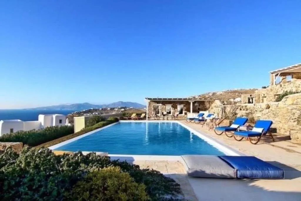 VILLA THREE BEDROOMS THREE BATHROOMS Room, White Rock Suites & Villas, Mykonos
