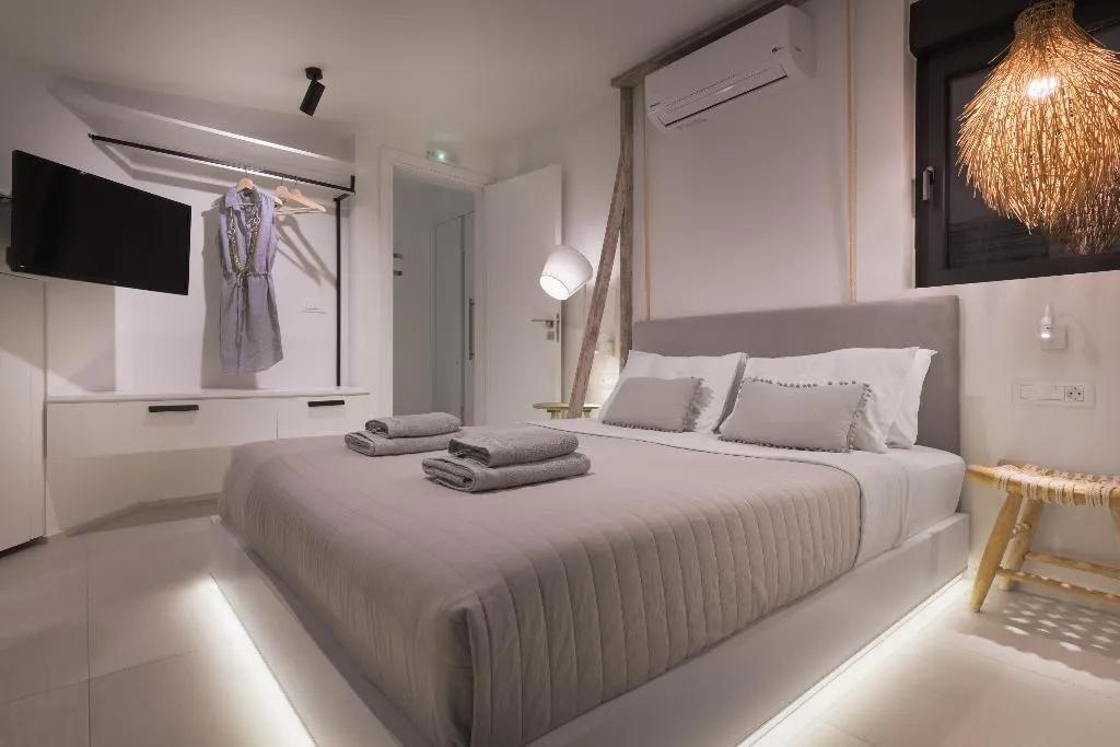 VILLA POOL VIEW Room, Albatros Beach Front Villas, Rhodes