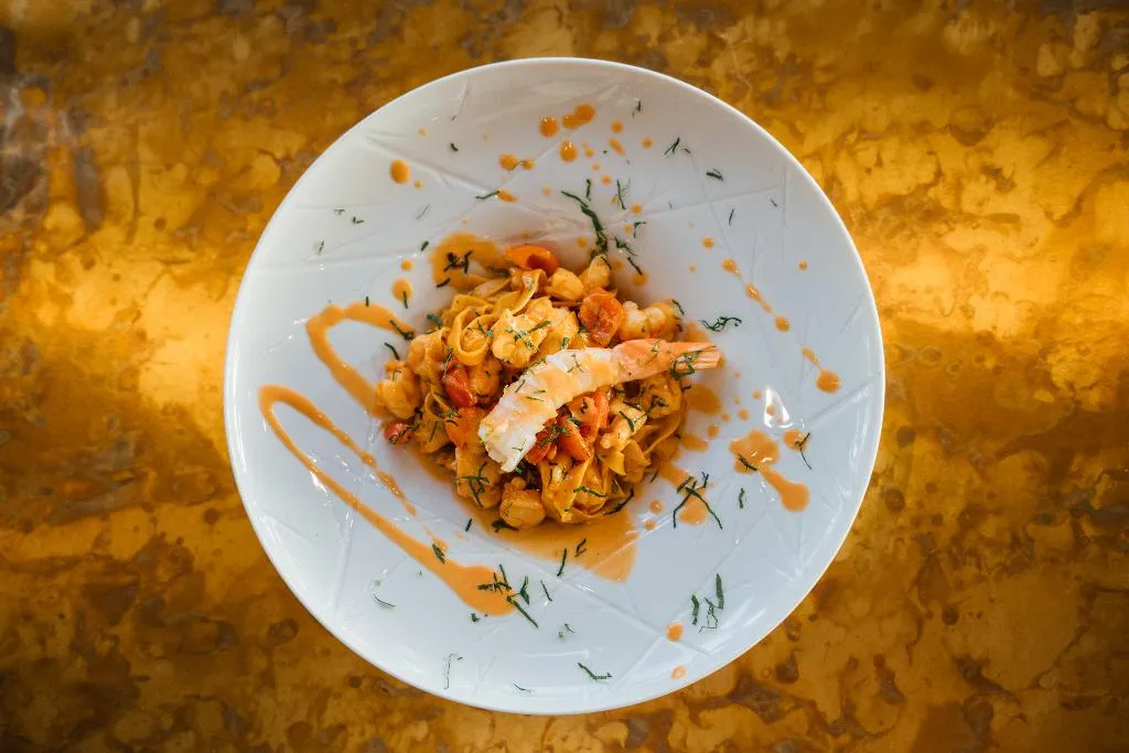 Restaurant, Wine & Books by the sea - Algarve Resort, Algarve