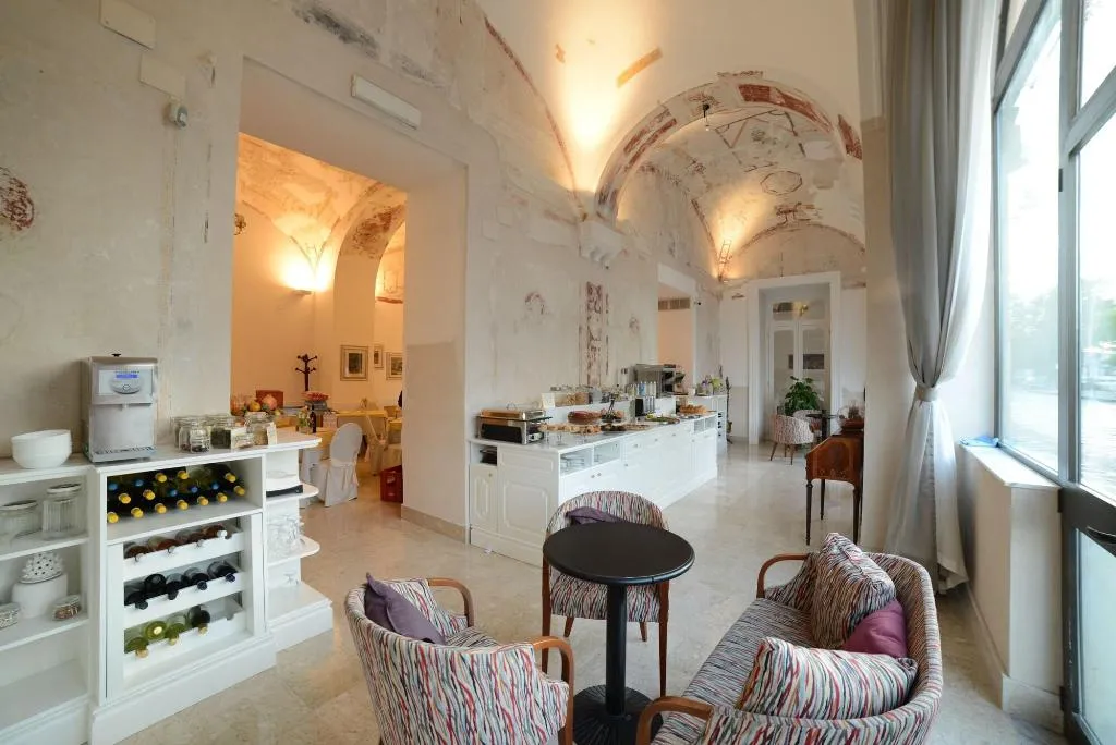 Restaurant, Hotel Vittoria, Naples