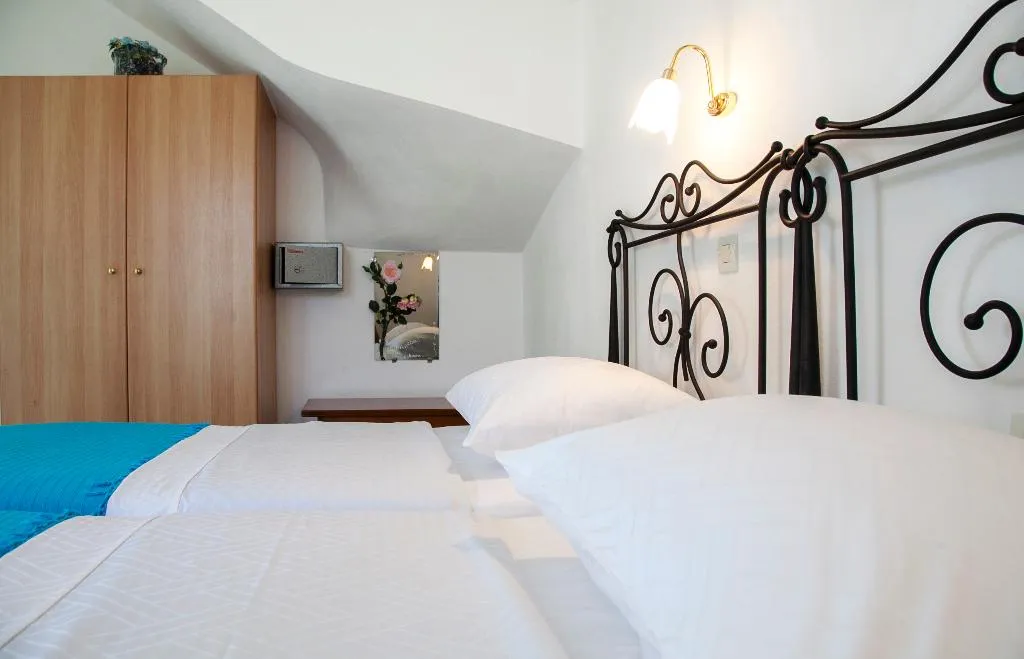 VILLA SUPERIOR SEA VIEW Room, Monambeles Villas, Kefallinia
