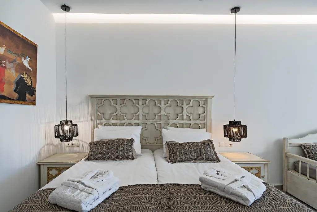 SUITE WITH PRIVATE POOL Room, Delfina Tropic Beach, Crete
