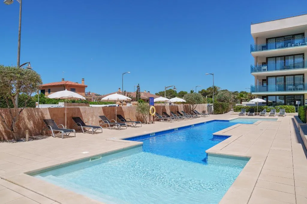 Pool, Caprice Skyline Aparthotel, Menorca