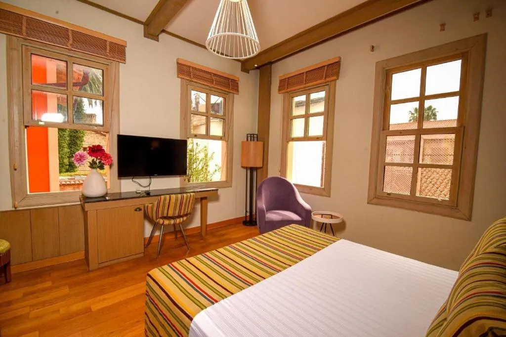 Room, Fiore Garden Suites, Antalya