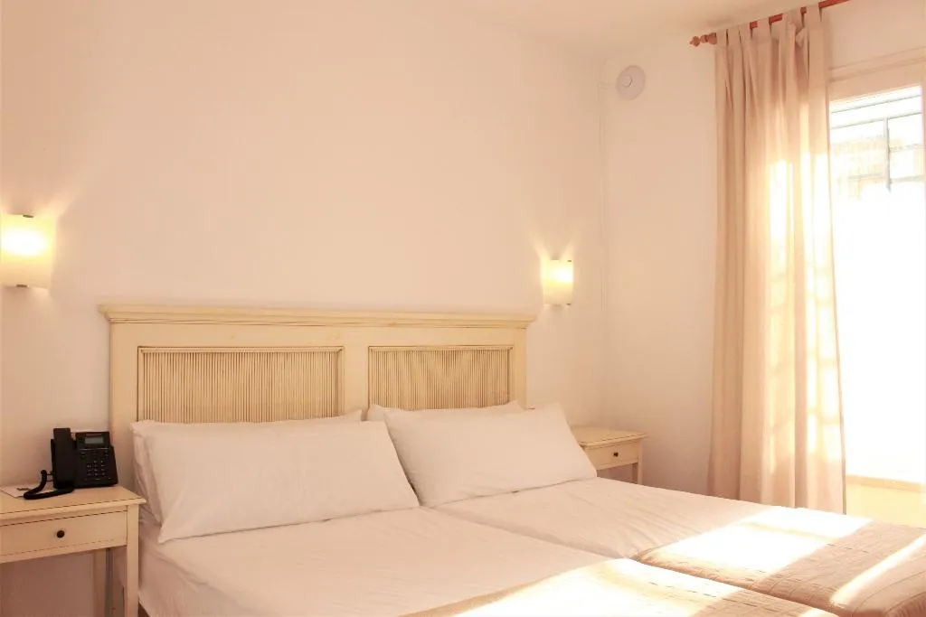 APARTMENT SEA VIEW Room, Las Pergolas, Menorca