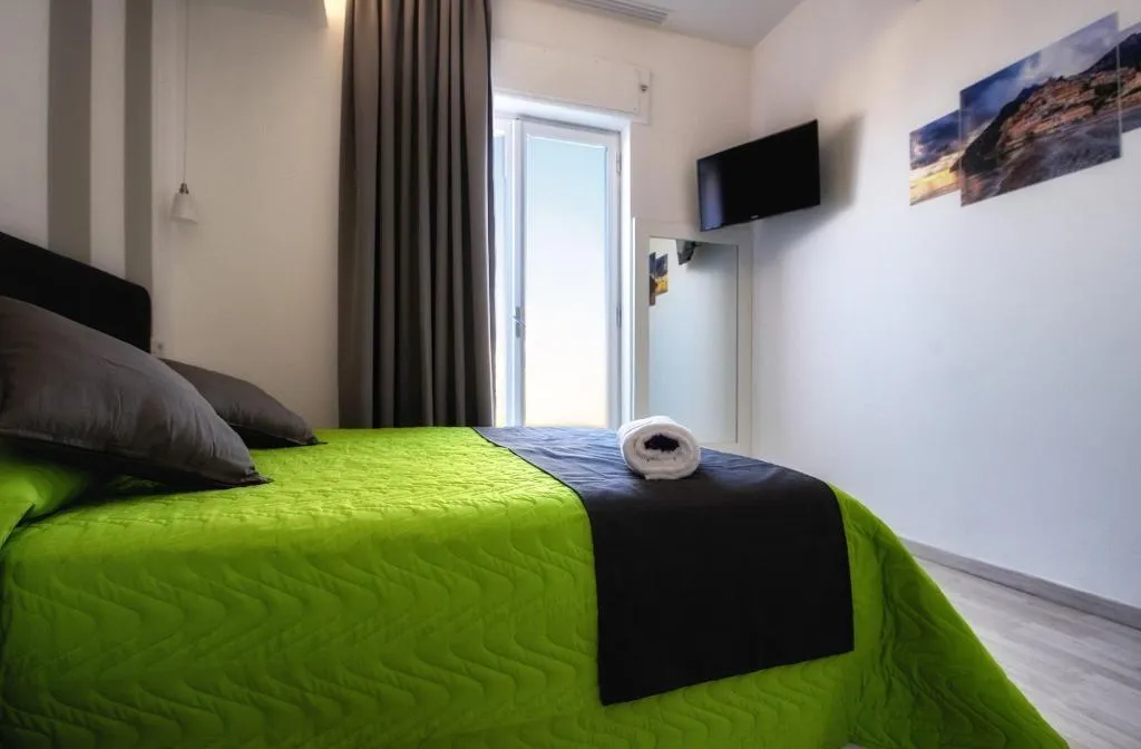 Room, Sunset Rooms, Naples