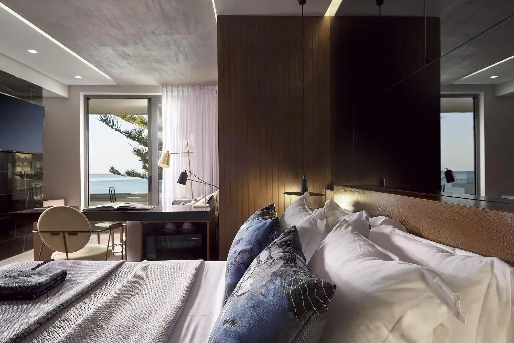 Room, Dyo Suites, Crete