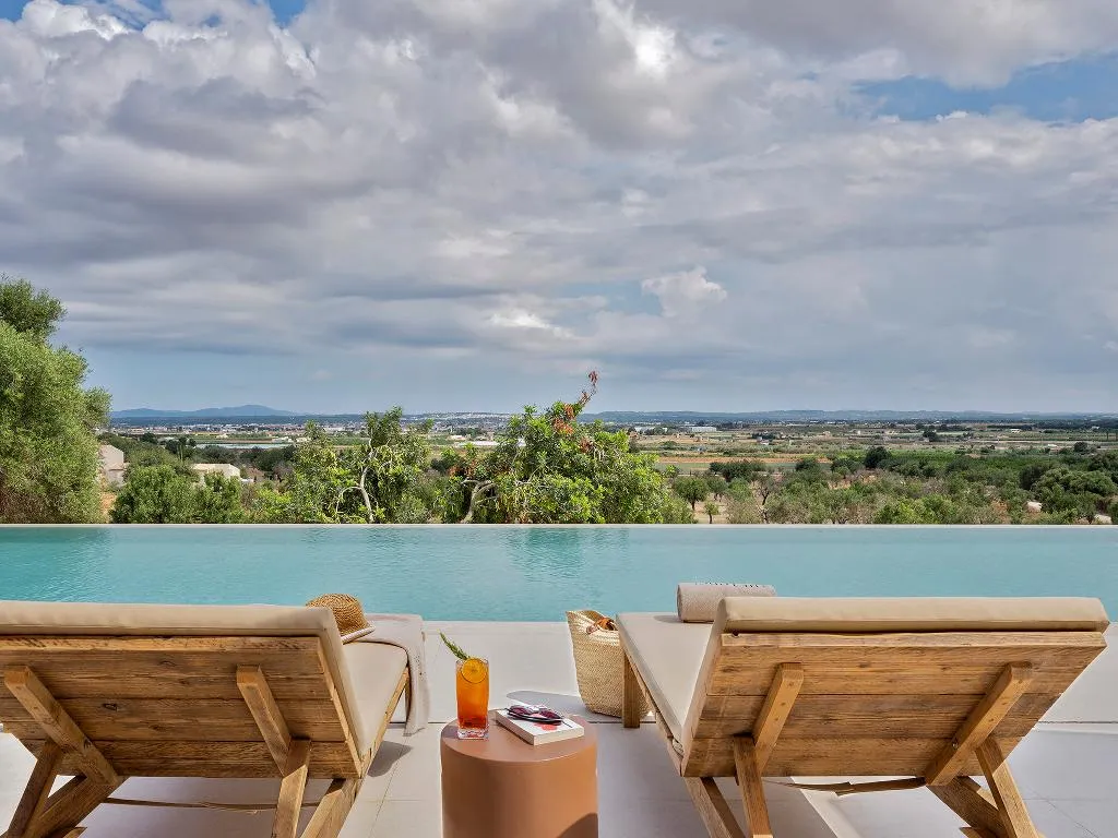Pool, The Lodge Mallorca, Majorca