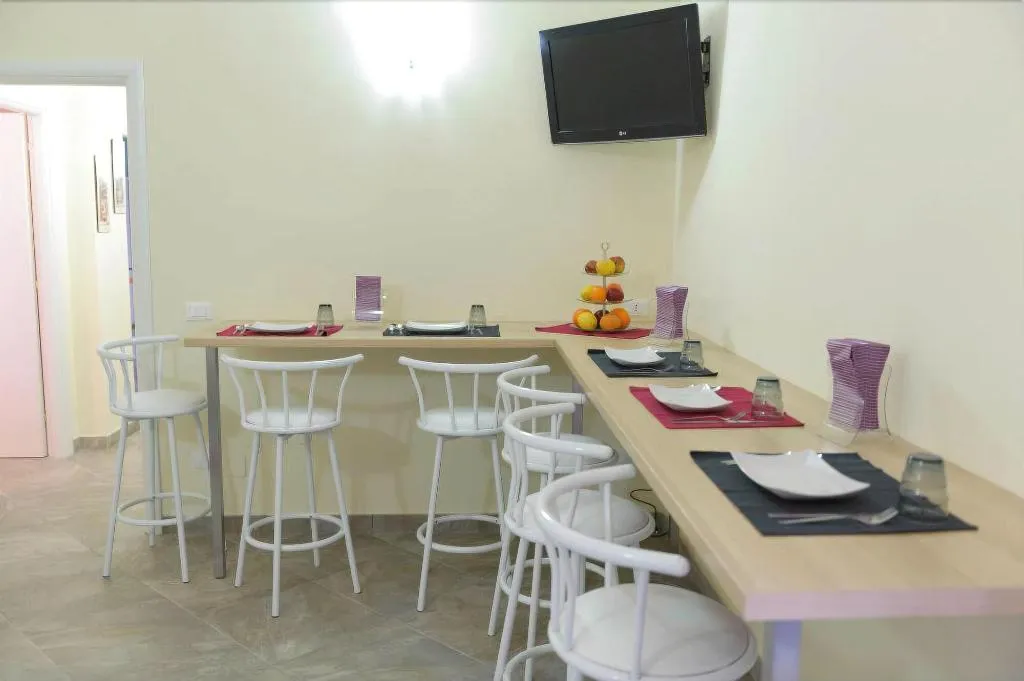 Restaurant, B&B Colletemenite, Catania