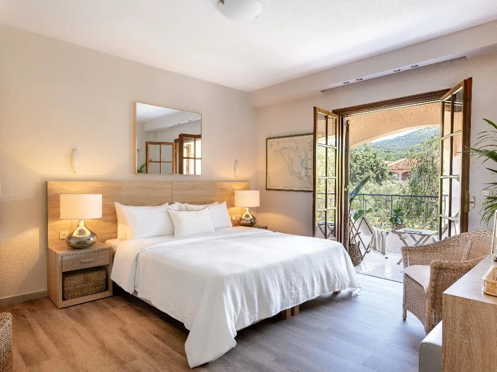 FAMILY ROOM STANDARD Room, Grecotel LUXME Costa Botanica, Corfu
