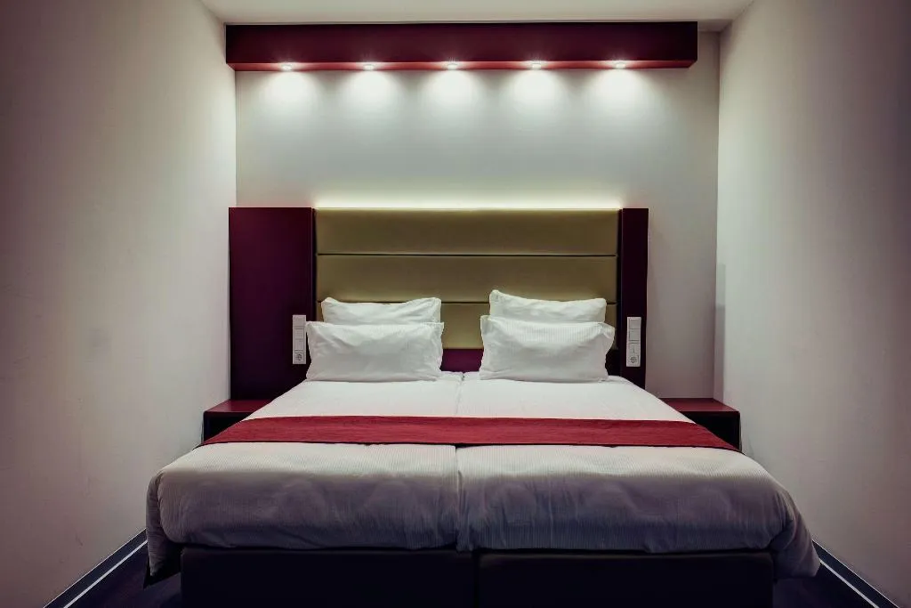 JUNIOR SUITE STANDARD Room, Amedia Amsterdam Airport Trademark by Wyndham, Amsterdam