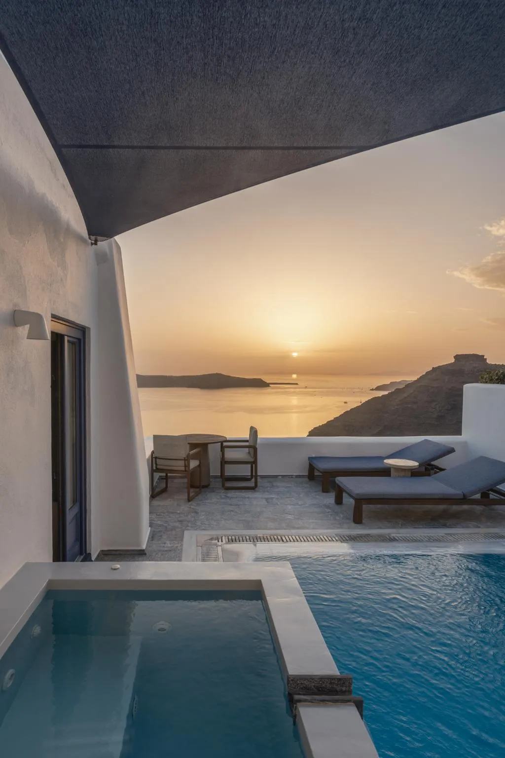 SUITE HONEYMOON Room, Homeric Poems, Santorini