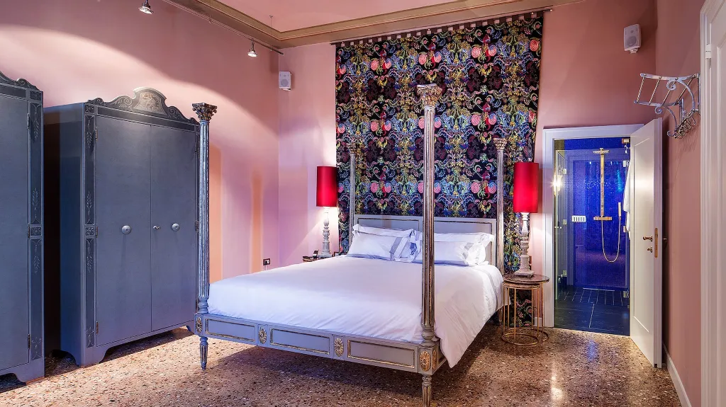 TRIPLE GRAND DELUXE Room, Hotel Heureka, Venice
