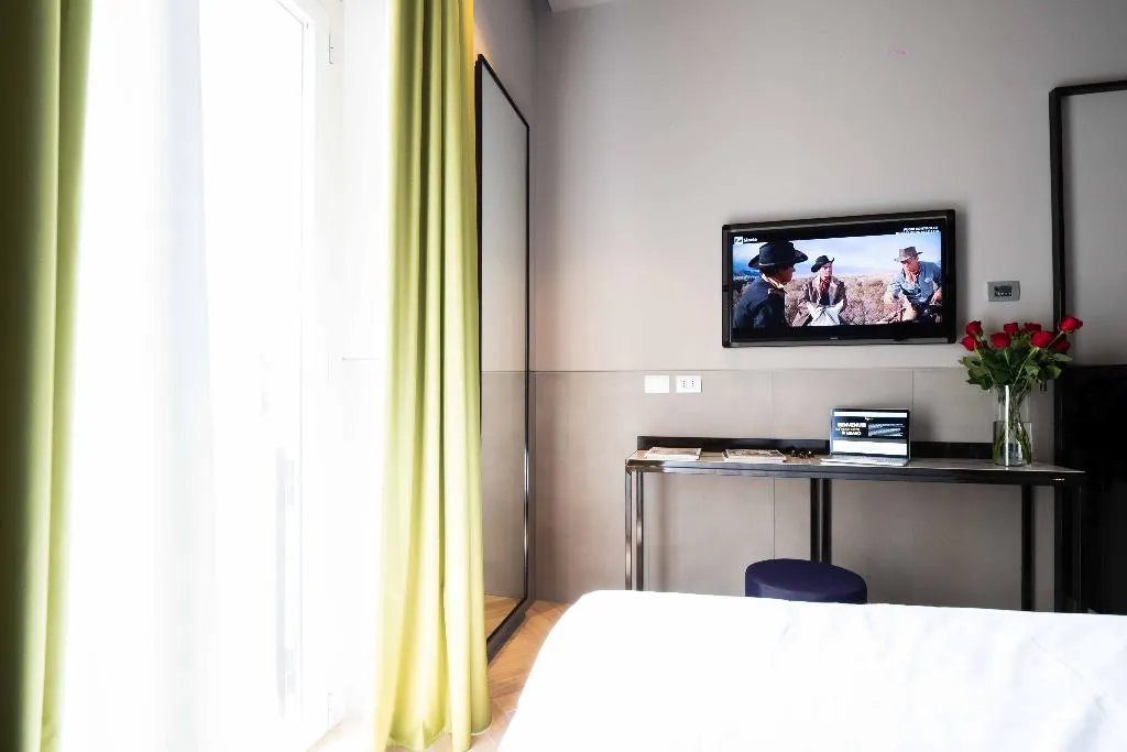 Room, Heart Hotel, Milan