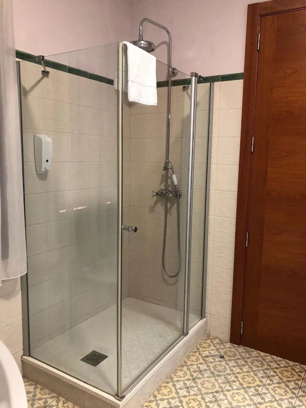 Room, Hotel Llar De Capitans, Barcelona