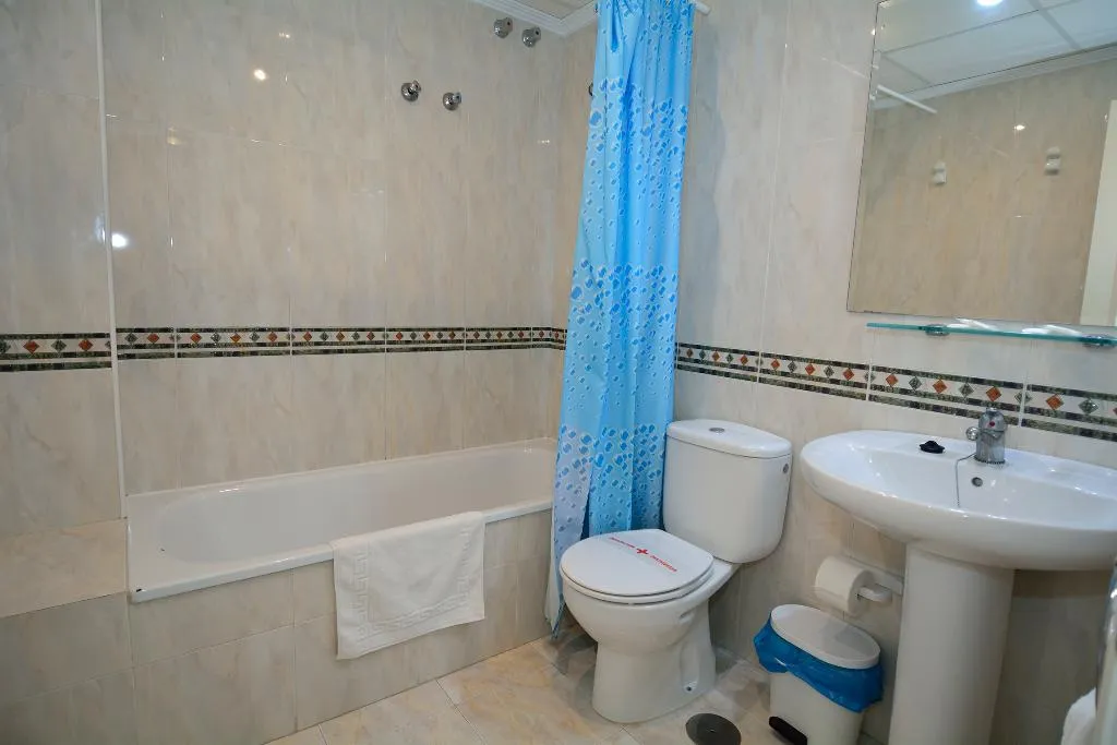 APARTMENT ONE BEDROOM Room, Apartamentos HC Burriana Playa, Costa Del Sol