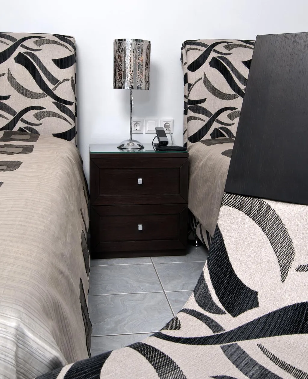 TWIN DELUXE WITH TERRACE Room, Lofos Village, Santorini