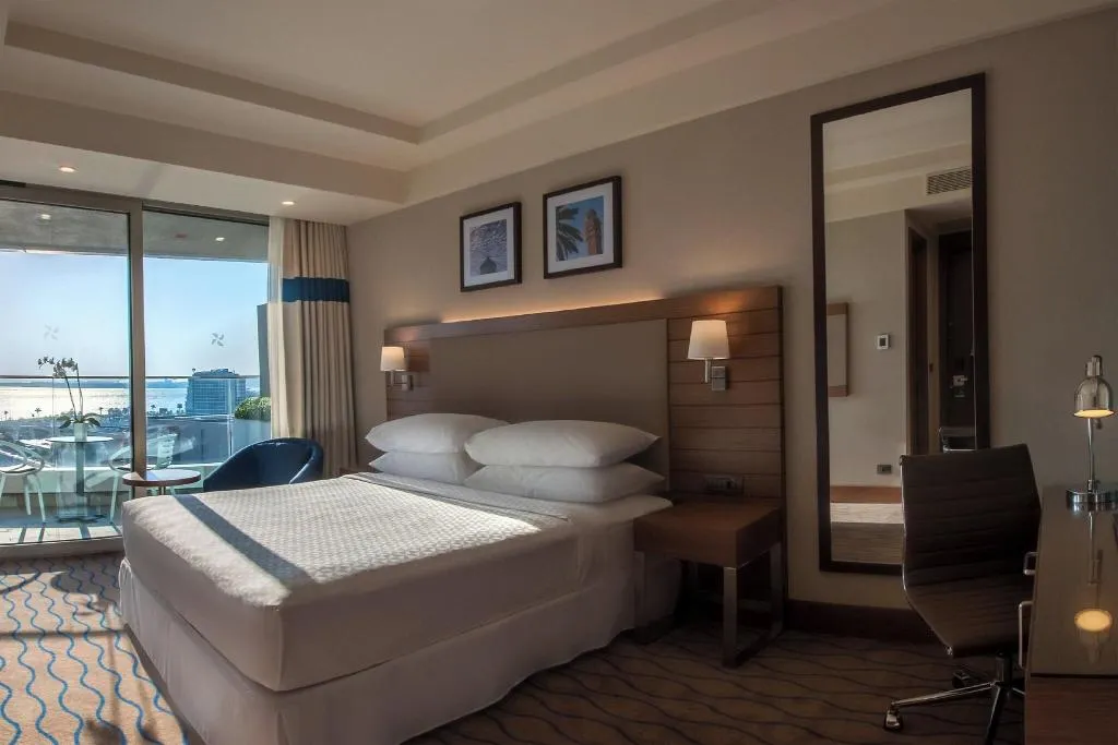 DOUBLE SEA VIEW WITH BALCONY Room, Four Points By Sheraton Izmir, Izmir