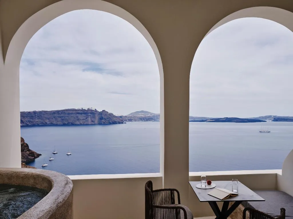 SUITE GRAND Room, Andronis Luxury Suites, Santorini