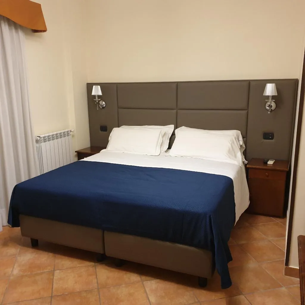 Double or Twin SEA VIEW Room, Residence L'Incanto Sorrento, Naples
