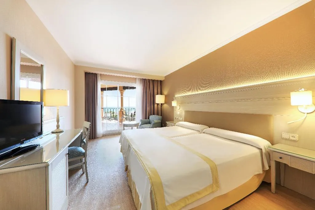 Room, Iberostar Waves Málaga Playa, Costa Del Sol
