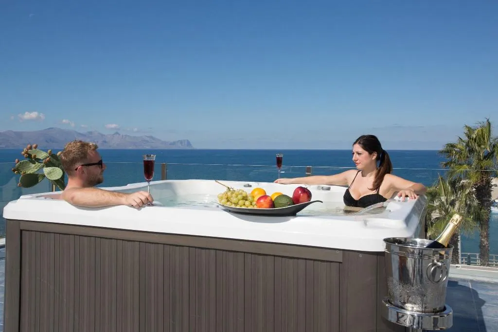 Sports and Entertainment, Marina Holiday, Palermo