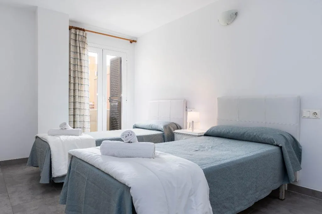 APARTMENT TWO BEDROOMS Room, Acapulco Apartments, Majorca