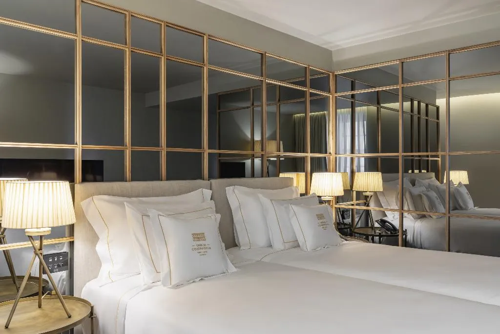 TWIN PREMIUM Room, Vignette Collection  Casa da Companhia, Porto