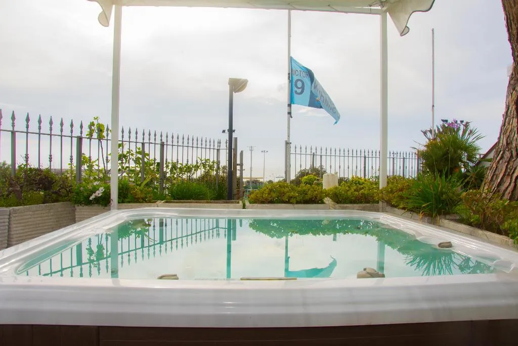 Pool, Hotel Villa Mena, Naples