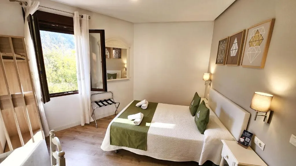 Double or Twin BASIC Room, Eco Hotel Toledo, Madrid