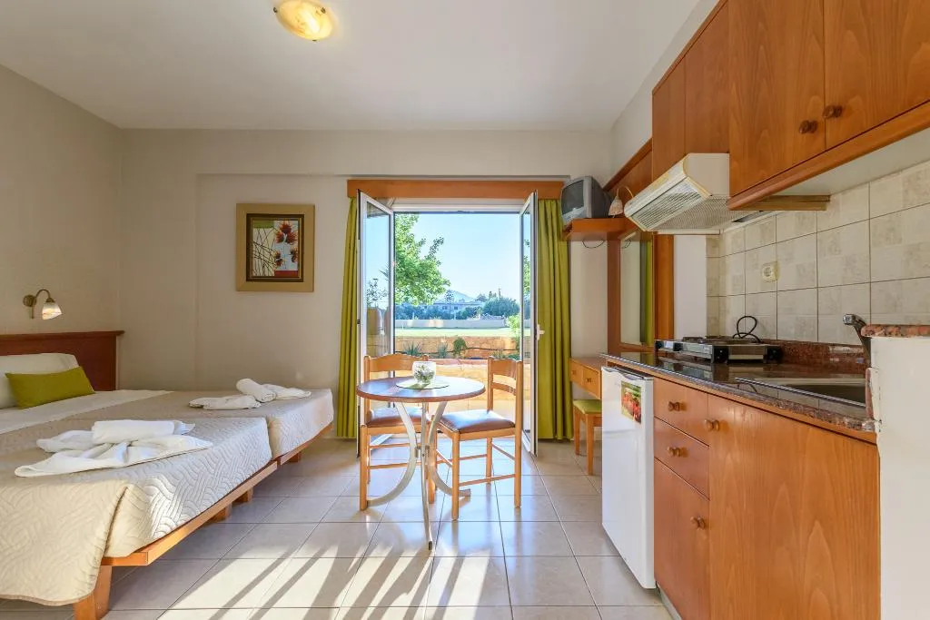 STUDIO STANDARD Room, Danelis Apartments, Crete