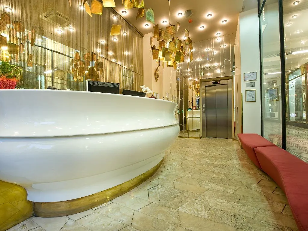 Lobby, EA Hotel Rokoko, Prague