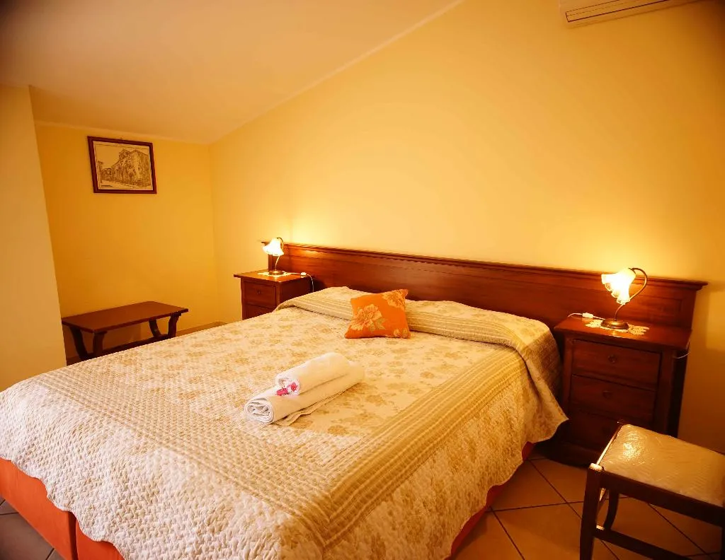 Double or Twin STANDARD Room, B&B Casalotto Inn, Catania