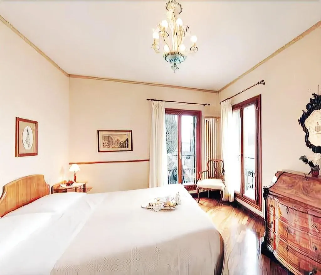 Room, La Calcina Suites, Venice