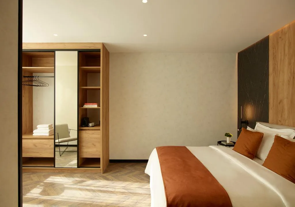 Double or Twin COMFORT Room, The Port Square Hotel, Athens