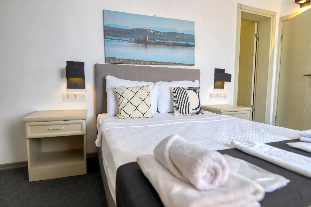 TRIPLE SUPERIOR Room, Camlik 87 Hotel Ayvalik, Izmir